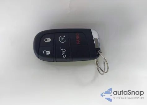 2018 Jeep Compass Altitude 4X4 from USA, damaged, VIN 3C4NJDBB2JT313502